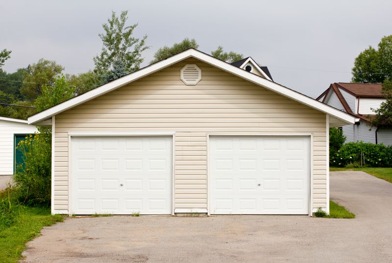 Detached Garage Construction in Conroe, TX