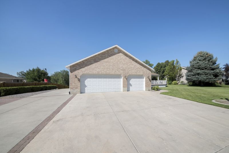 Garage Construction in Cypress, TX