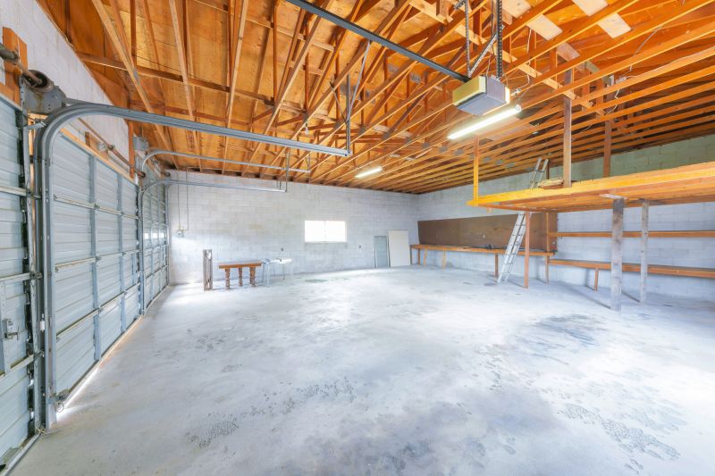 Storage Garage Construction in Conroe, TX